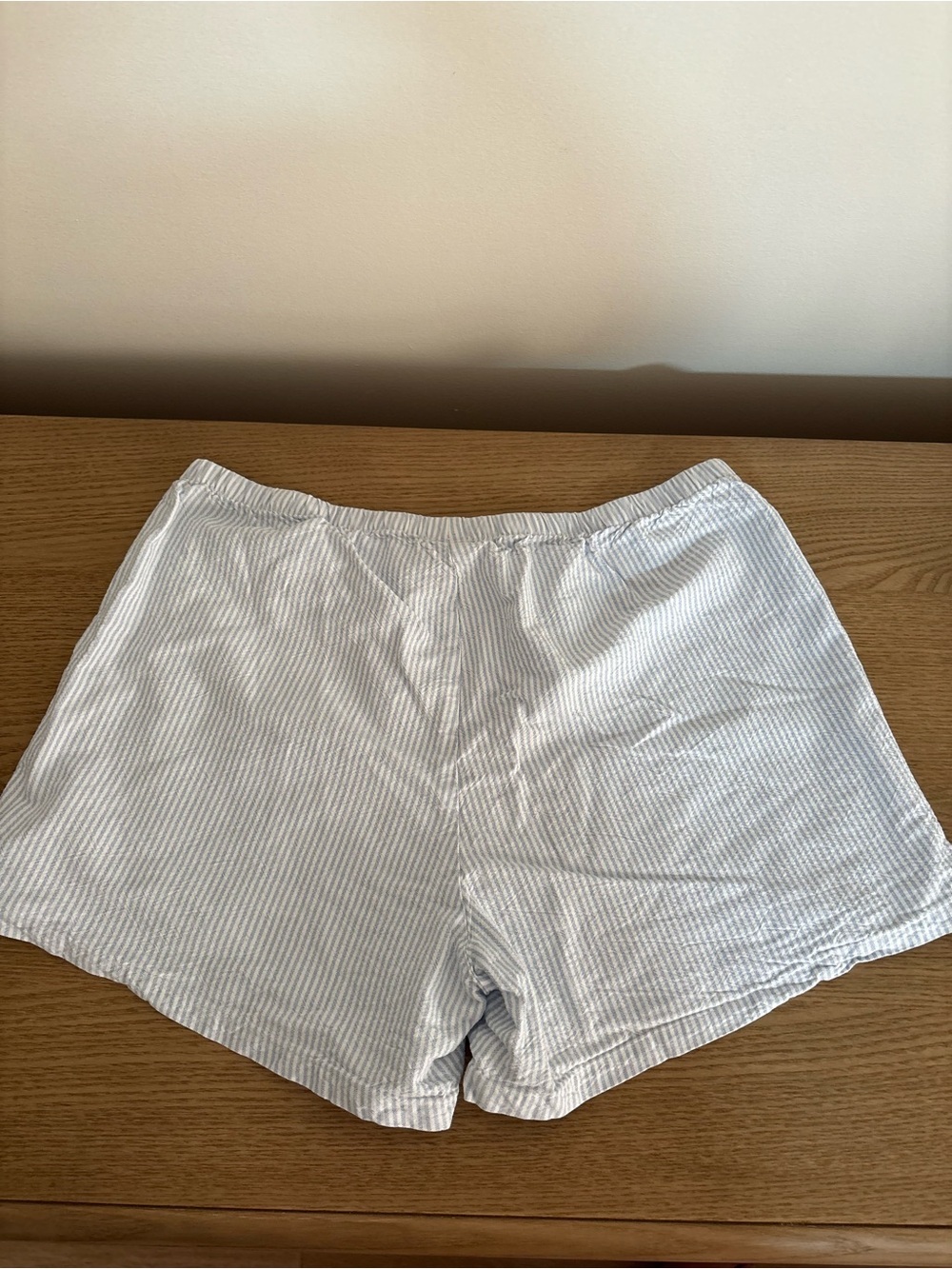 Brandy Melville White & Blue Striped Boxer Shorts - Picture 6 of 7